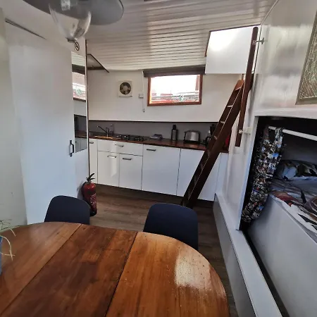Waterloo Square River Vieuw Houseboat Apartmán